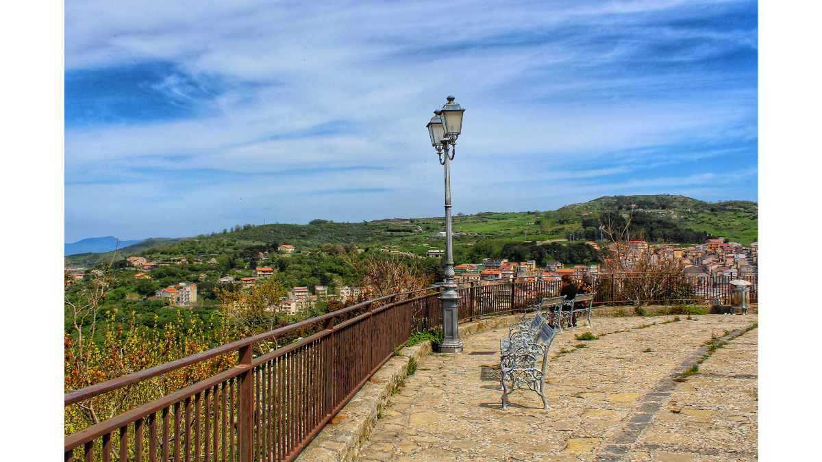 Montalbano Elicona e l’Altopiano dell’Argimusco